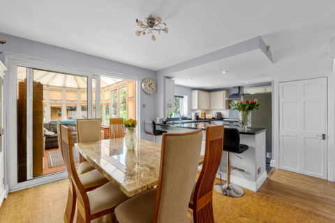 55 Ewell Park Way, Ewell, Epsom, KT17 2NW