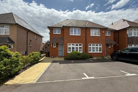 2 Hildefirth Close, Weldon, Swanscombe, DA10 1AU