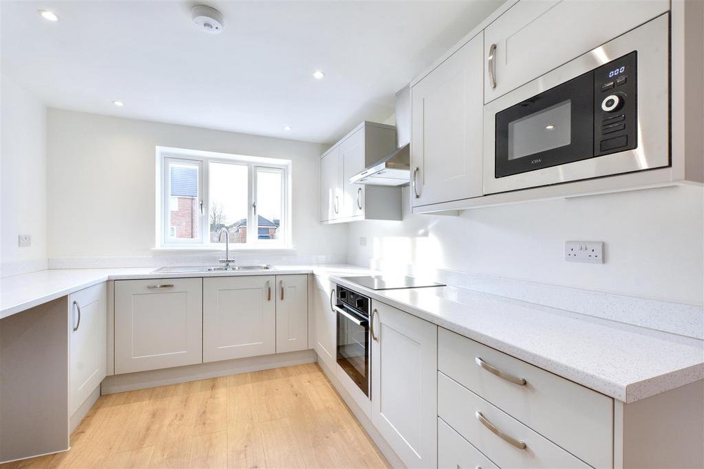 Kitchen 1.jpeg