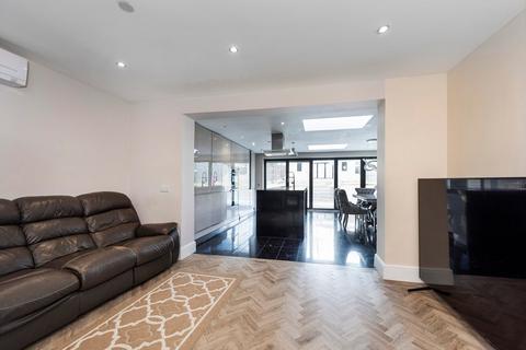 26 Bean Road, Bexleyheath, DA6 8HN