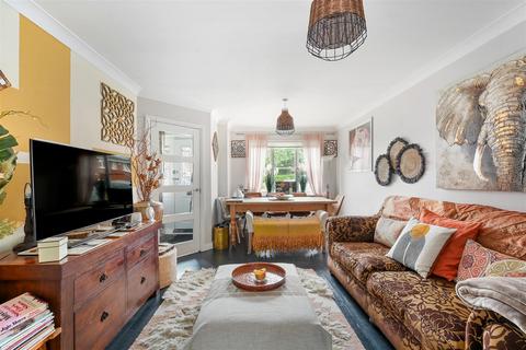 2 bedroom semi-detached house for sale, Cavell Way, Epsom