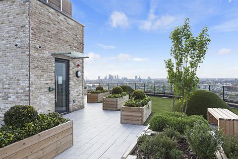 undefined, Williamsburg Plaza, London E14
