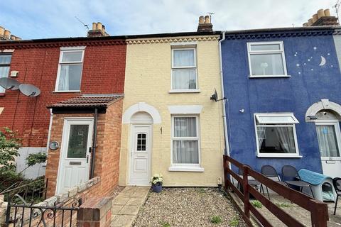 3 bedroom terraced house for sale, Winifred Road, Great Yarmouth