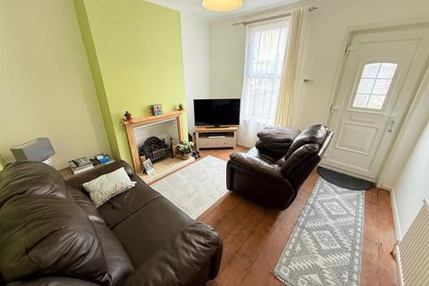 3 bedroom terraced house for sale, Winifred Road, Great Yarmouth
