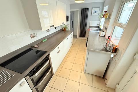 3 bedroom terraced house for sale, Winifred Road, Great Yarmouth