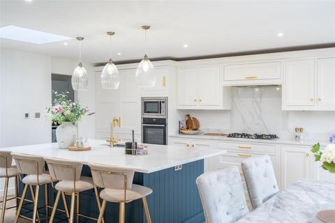 15 Albans Close, Bardsey, Leeds, LS17 9BL