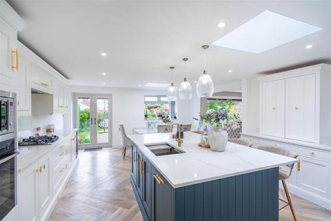 15 Albans Close, Bardsey, Leeds, LS17 9BL
