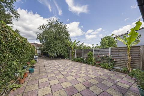 4 bedroom semi-detached house for sale, Franks Avenue, New Malden, KT3