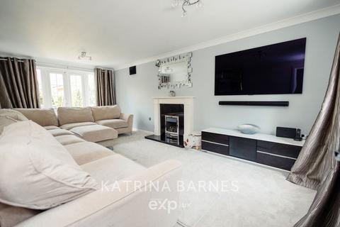 8 Black Bread Close, Braintree, CM7 3LN