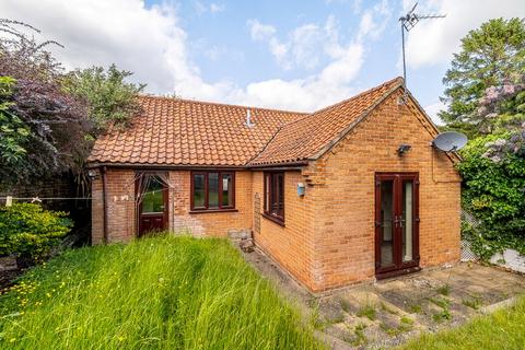 2 bedroom bungalow for sale, High Street, Lincolnshire LN5