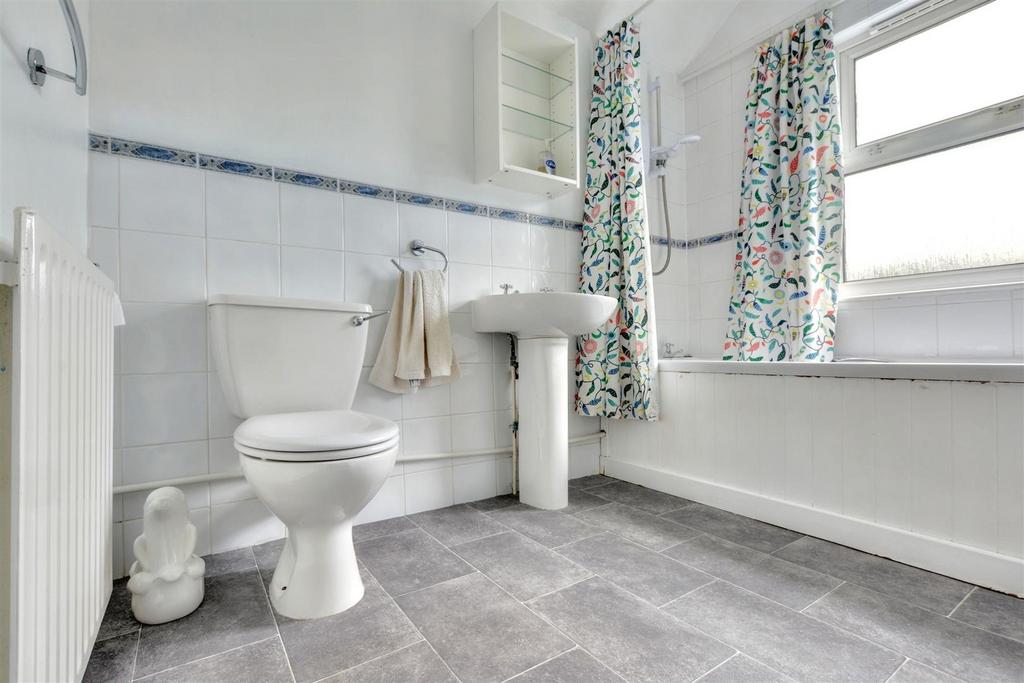 Bathroom.jpeg