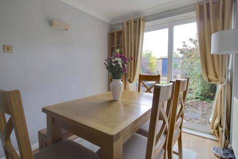 216 Falstones, Basildon, SS15 5DS