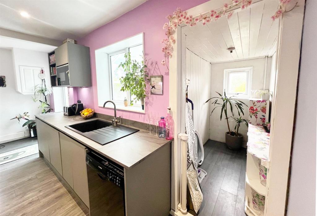 Kitchen & Pantry.jpg