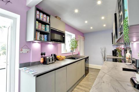 undefined, Udimore Road, Broad Oak