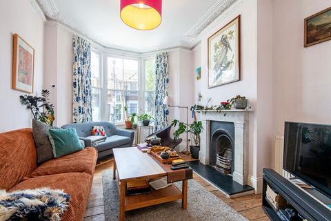 undefined, Brenthouse Road, London E9