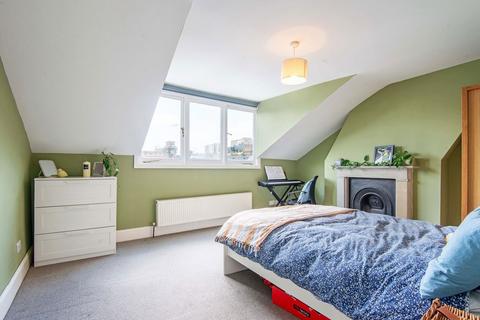 12 Brenthouse Road, London, E9 6QG
