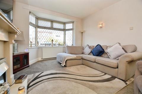 49 Abbots Road, Scunthorpe, DN17 1JG