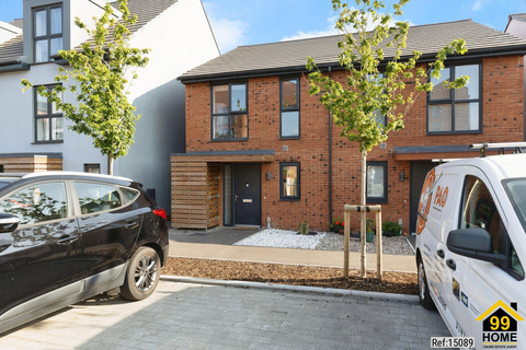 2 bedroom semi-detached house for sale, Harker Close, Gloucester, GL2