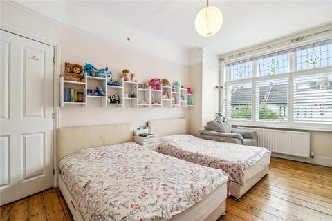 23 Wyatt Park Road, London, SW2 3TN