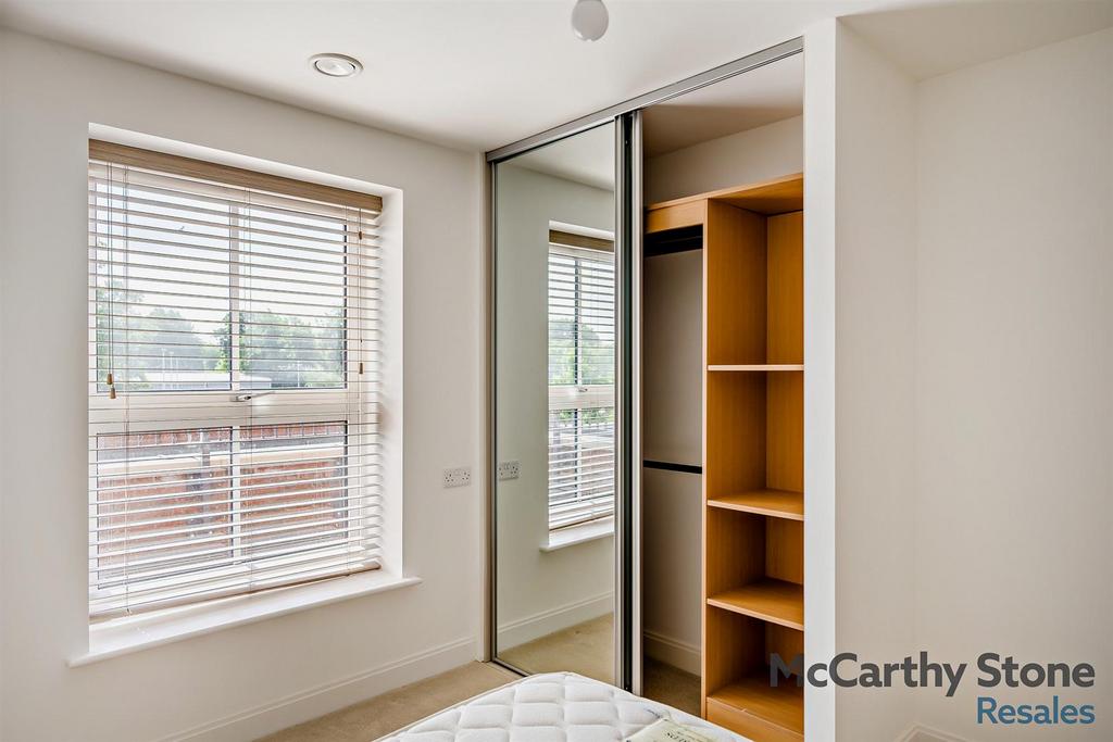 8649190-interior10-800.jpg
