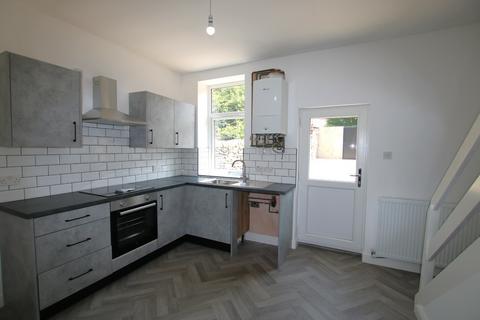 2 bedroom terraced house to rent, Shadsworth Road, Shadsworth, Blackburn