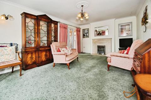 4 bedroom detached house for sale, St. Martins Close, Newbold, Chesterfield, S41 7BH