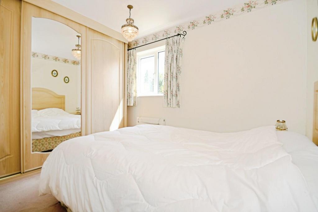 BEDROOM 3.jpg