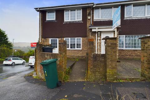 4 bedroom apartment to rent, Dartmouth Crescent, Brighton