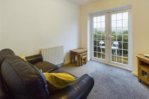 4 bedroom apartment to rent, Dartmouth Crescent, Brighton