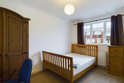 4 bedroom apartment to rent, Dartmouth Crescent, Brighton
