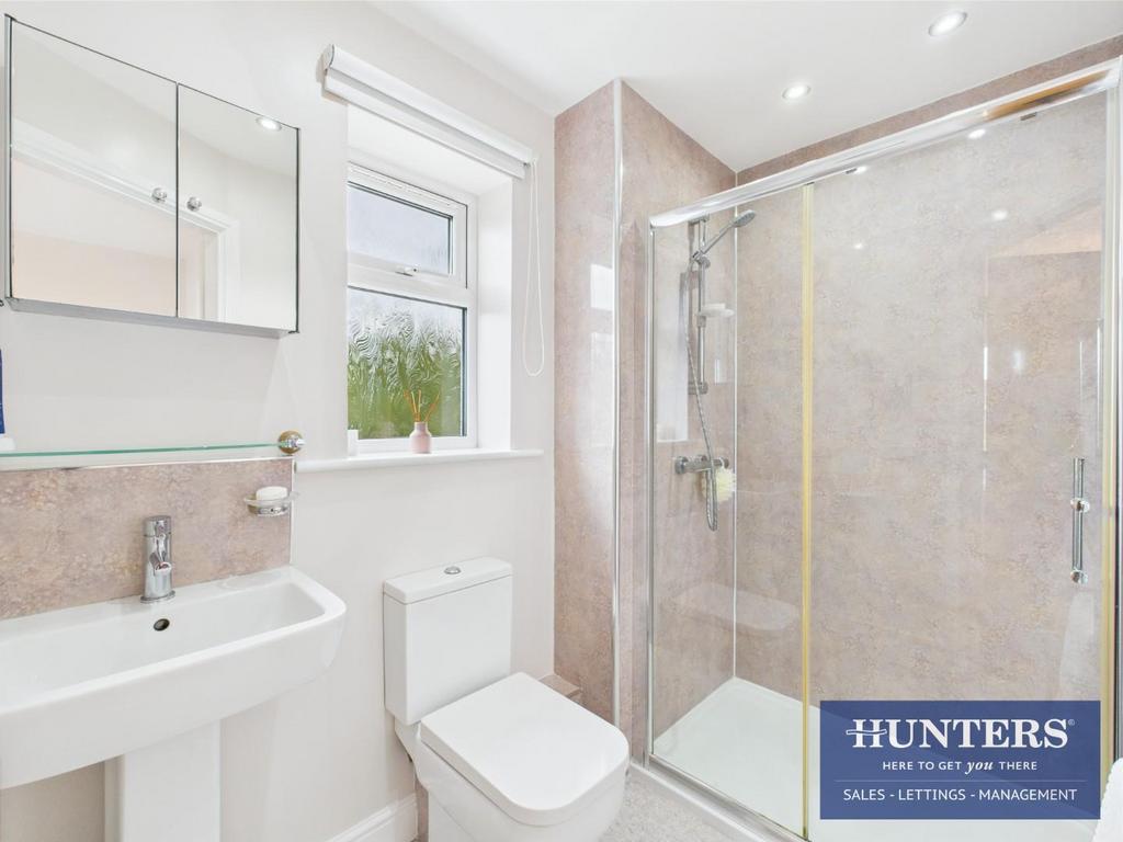 Ensuite