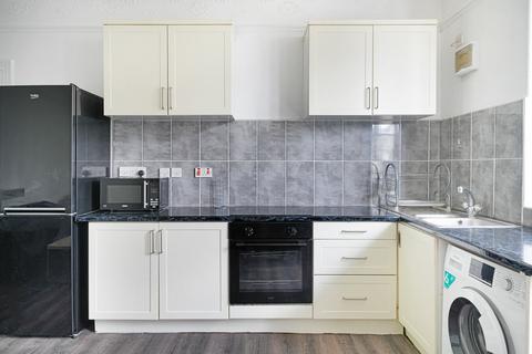 1 bedroom apartment to rent, Mercers Road, N19
