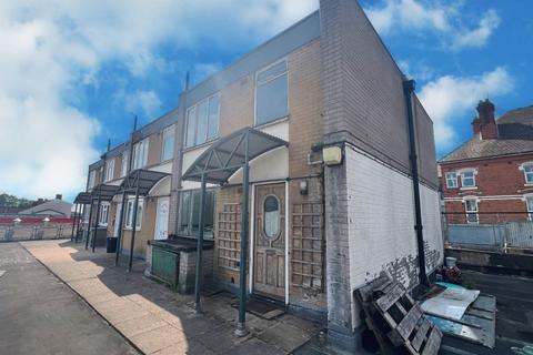2 bedroom maisonette for sale