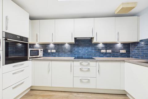 2 bedroom apartment for sale, Station Road, Carnforth, LA5