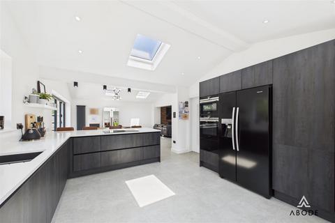 6 Elms Grove, Etwall, Derby, DE65 6JT