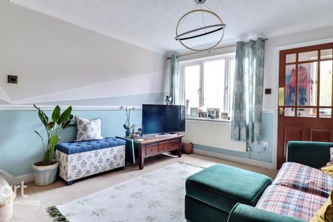 2 bedroom terraced house for sale, Howes Avenue, Thurston, Bury St Edmunds