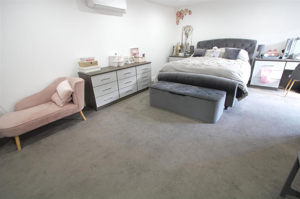 BED1.jpg