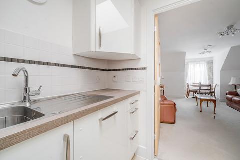 2 bedroom apartment for sale, St. Margarets Way, Turner House St. Margarets Way, GU29