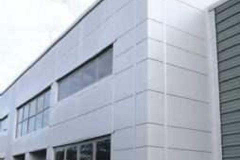 Warehouse to rent, Church Rd Romford RM3 0HU