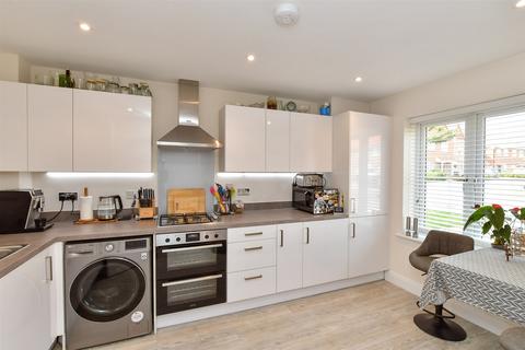 3 bedroom semi-detached house for sale, Danforth Way, Lewes BN8