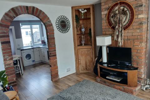 2 bedroom end of terrace house to rent, 29 Belle Vue Terrace, Halstead, CO9