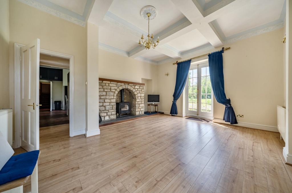 1306039-8-68431526722ba