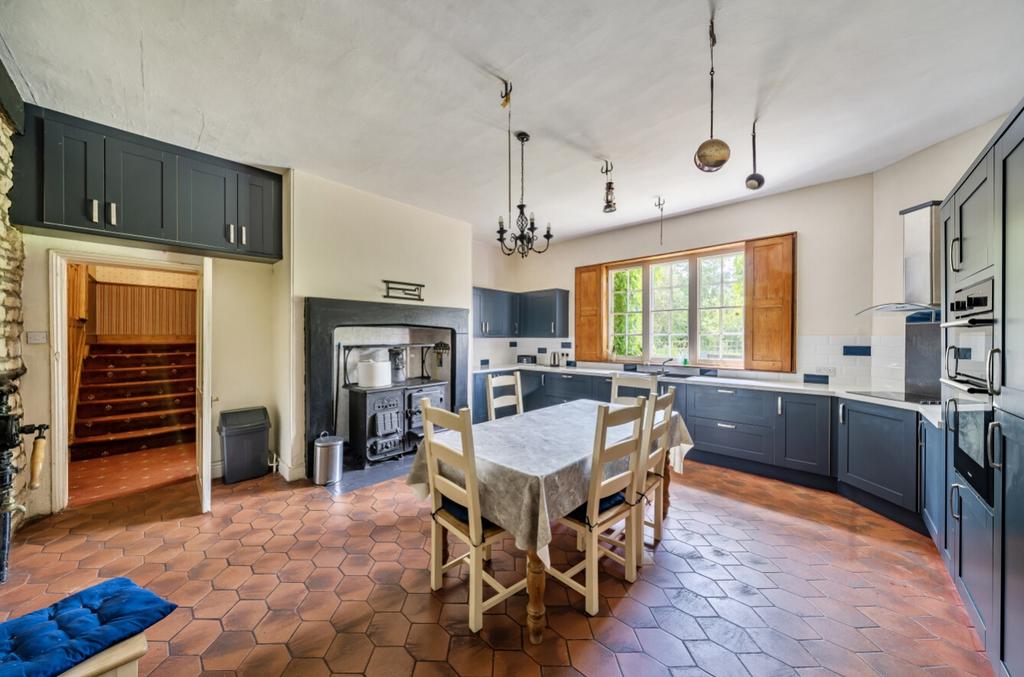 1306039-10-6843152a216d4