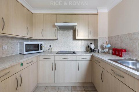 1 bedroom retirement property for sale, Alma Road, Windsor SL4