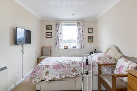 1 bedroom retirement property for sale, Alma Road, Windsor SL4