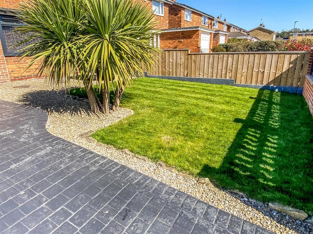 Front Garden.jpg