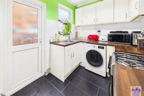2 bedroom terraced house for sale, Burnt Oak Terrace, Gillingham