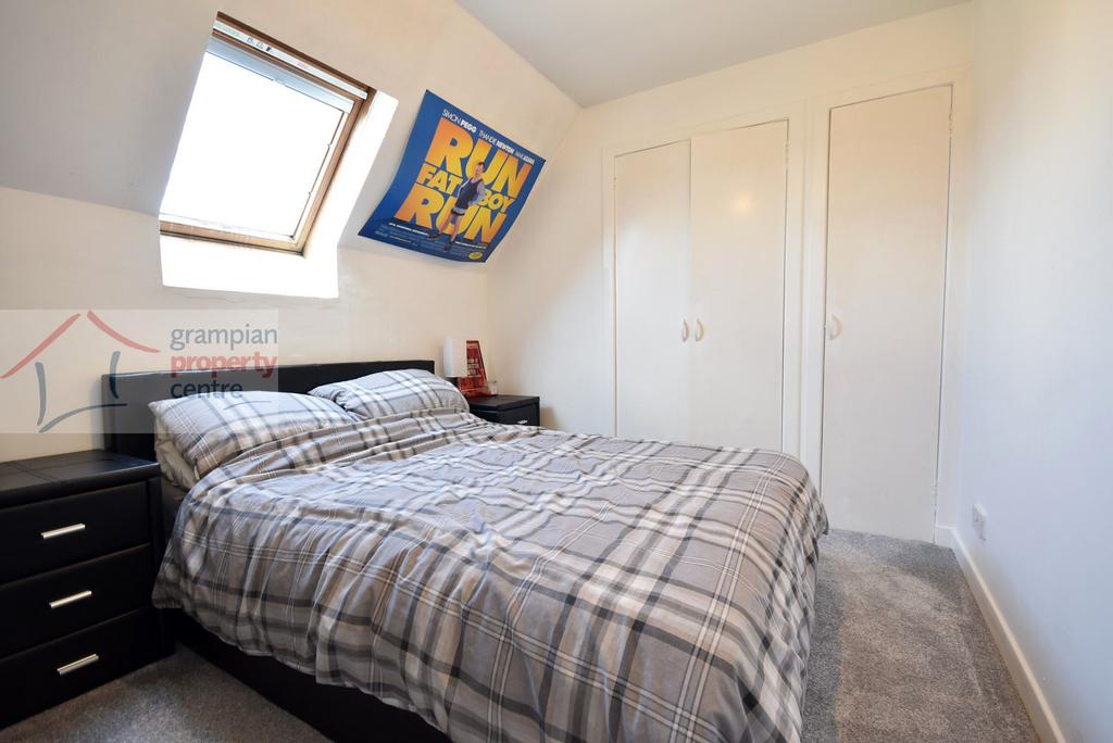 Bed 2.JPG