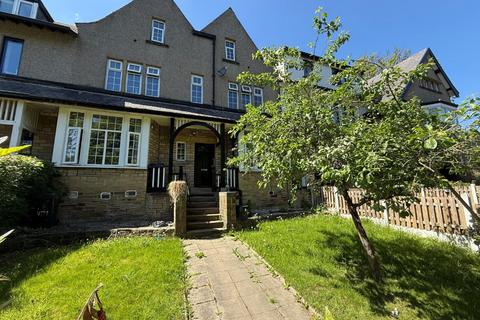 6 bedroom house for sale - Wilmer Drive, Bradford