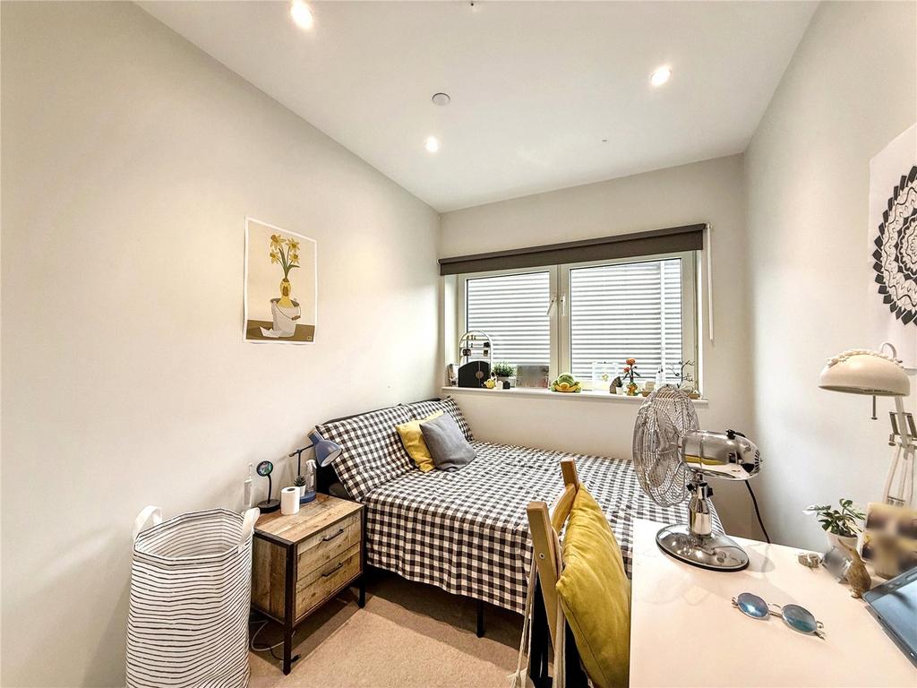 Apartment in London - More